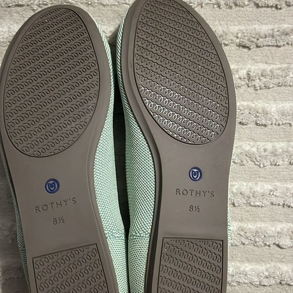 Rothy’s - Picture 3 of 3